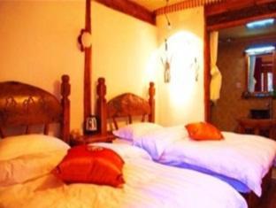 ליג'יאנג Jiuwei Life Courtyard Inn מראה חיצוני תמונה